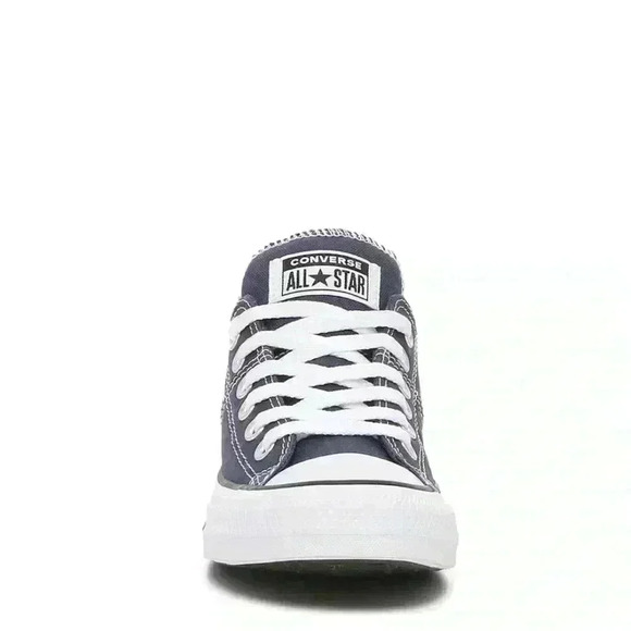 Navy CONVERSE CHUCK TAYLOR Low Top Sneakers size 6 mint condition - Picture 2 of 6